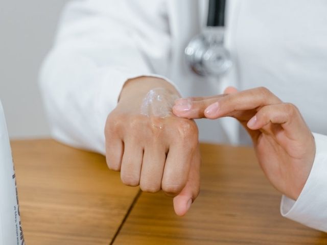 Dermatology Compounding Pharmacy: Skin Infection, Scar, and Wound Care